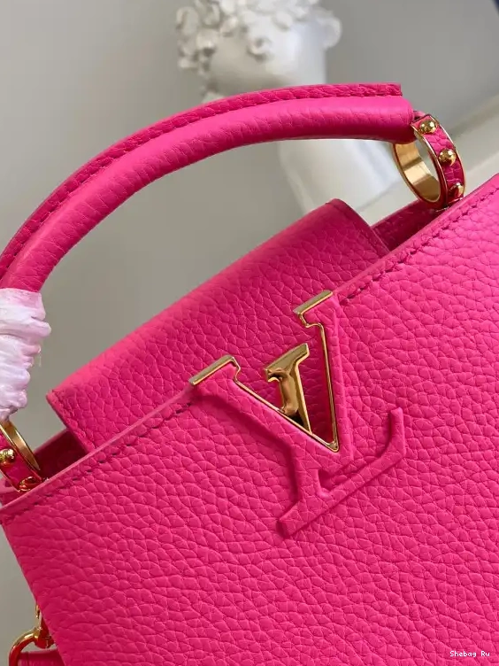 VUITTON LOUIS MINI CAPUCINES 0514